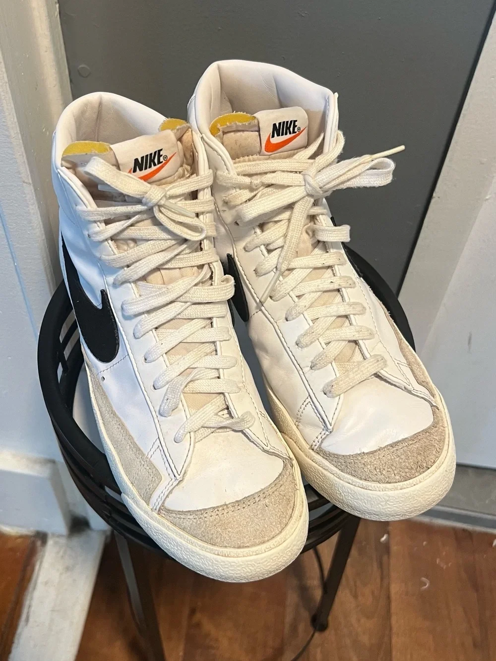 Nike Blazer Mid '77 Vintage in the color combination 'White Black size 8 men